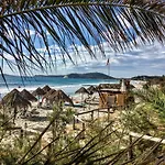 Апартаменти Rokkaria Holidays *