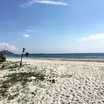 Апартаменти Rokkaria Holidays *