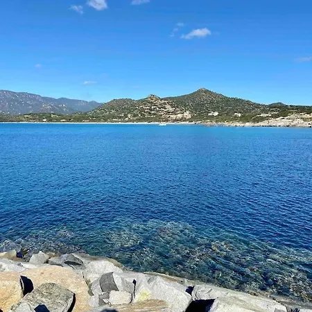 Rokkaria Holidays Apartamento *