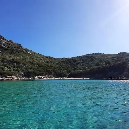 דירה Rokkaria Holidays *