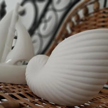 Rokkaria Holidays アパート