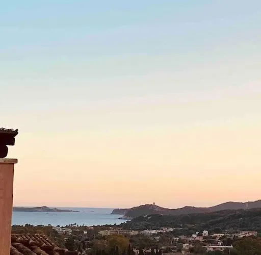 Rokkaria Holidays Apartment