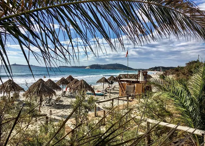 Апартаменти Rokkaria Holidays *