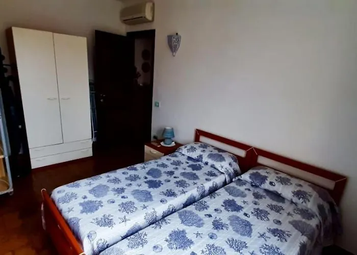 Rokkaria Holidays דירה